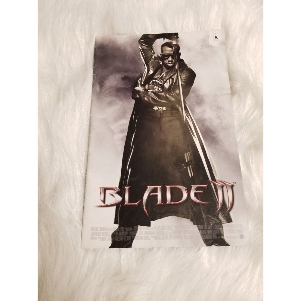 Blade 2 Collectors Movie Poster Book